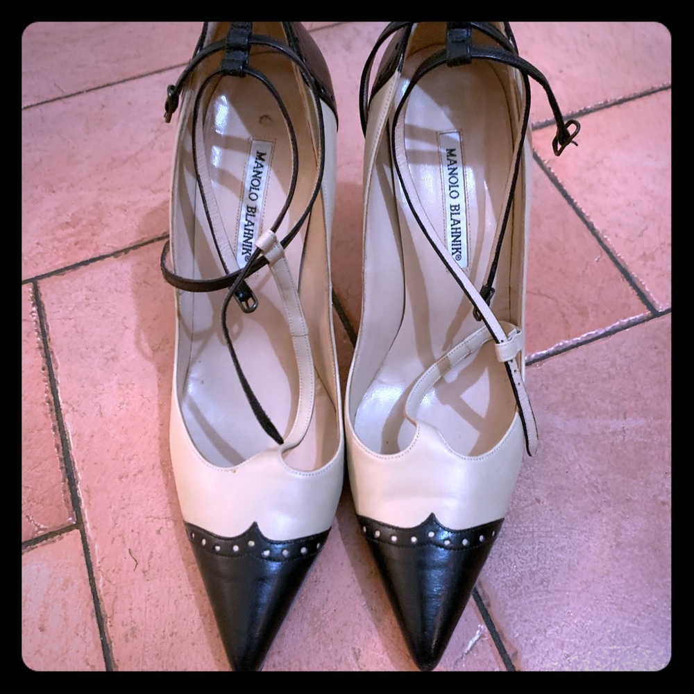 Manolo Blahnik ankle strap show stopper pumps